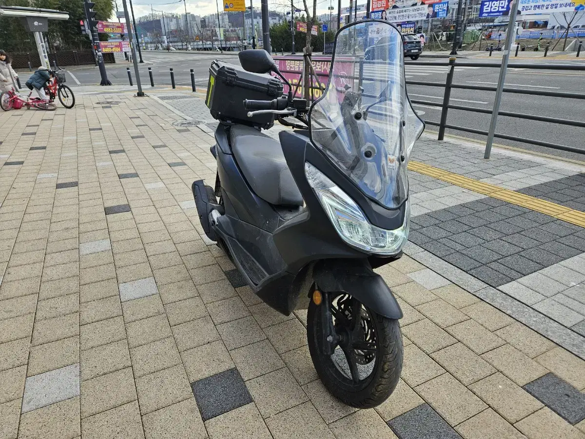 천안 평택 18년식 혼다 pcx125 6만키로 판매. 충청 경기 아산